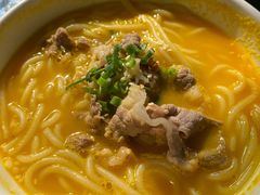 至激酸汤灼肥牛米线-悦湖公馆