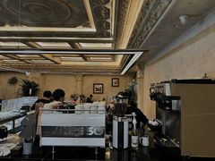 -玲婧胡同·生日蛋糕·餐厅(嘉里城店)