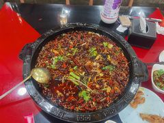 -烧哥美蛙肥肠鱼火锅·十五年社区店