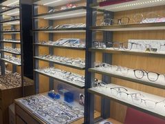 -优医视平价眼镜超市蔡司依视路折扣(小马厂店)