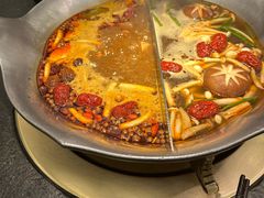 -湊湊火锅·茶憩(打浦桥日月光店)