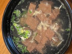 鸡鸭血汤-舒蔡记生煎菜饭(云南中路店)