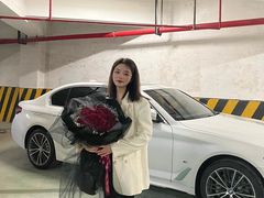 -亭亭鲜花店(中山北路店)