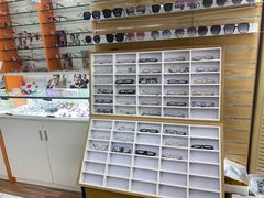 -李医生眼镜工作室