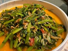 酸笋炒空心菜-浩海火燒雲傣家菜(静安芮欧店)