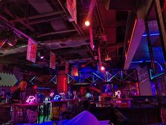 -UP嘻哈酒吧(粉巢店)