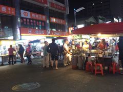 -六合夜市