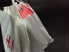 -H&M(鹏欣水游城店)