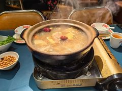 -邹开喜·小海鲜醉鸡煲·潮汕鲜切牛肉店(襄阳北路店)