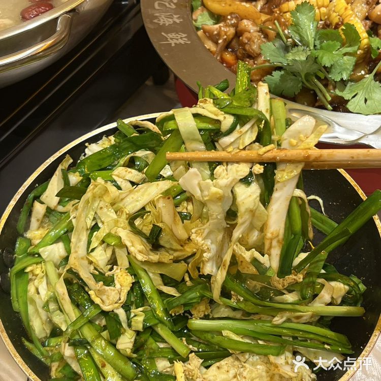 和小姐妹近期发现的贼好吃的烧烤店，吃过一次就爱上了！