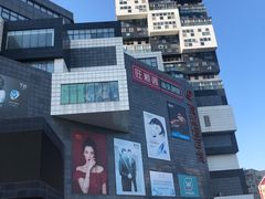 -资和信百货商场