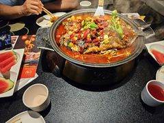 -辣尚瘾·烤鱼·新川菜(牡丹园直营店)