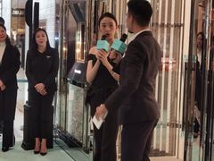 -Tiffany & Co.蒂芙尼
(杭州大厦店)
