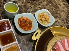 -猪啊牛呀羊啊铜盘烤肉(正大广场店)