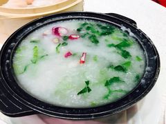 生滚鲜鲩鱼片粥-龙的酒楼·手工早茶·顺德菜(近良路店)