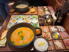 -银米·云南传统过桥米线(双廊黑金冠店)
