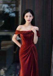 -Lady  Jane高端婚纱礼服馆
