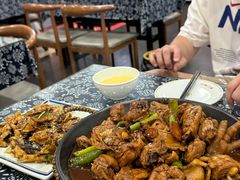 -八两八金·莱芜特色炒鸡(市南漳浦路店)