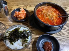 -吴草鸡爪오초닭발韩食堂(融恒盈嘉中心店)