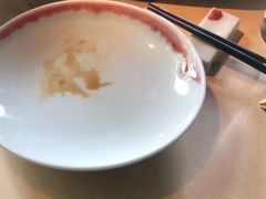 -穹六人间 people 6(岳阳路店)