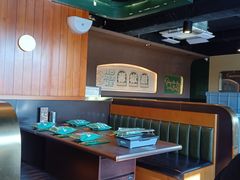 -曼听小寨海鲜烧烤·大连辣炒大王(盖州街店)