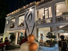 -Mark&Mars Restaurant
