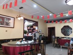 大堂-壹阁胡羊焖饼(特色小吃街店)