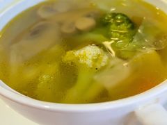 牛肉蔬菜汤-新侨三宝乐西餐厅(崇文门店)