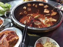 -小辣椒汤锅烧烤(温泉南街店)