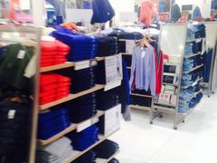 -优衣库(洛阳中州万达广场店)