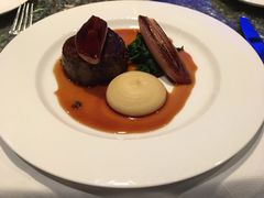 -迪拜帆船酒店海底餐厅