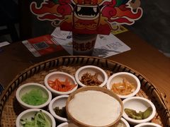 -包整·丝娃娃(一览甲秀楼风景店)