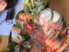 -枝魯枝魯自助料理