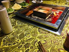 鸳鸯锅-红鼎坊·老成都火锅(新南门店)