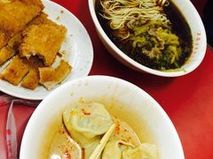 -潘国仙耳光馄饨(黄家阙路店)