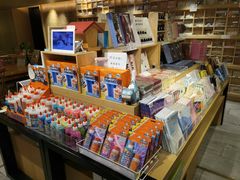 零售区-猫的天空之城概念书店(苏州诚品店)