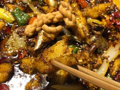 招牌耗儿鱼-休记光头香辣蟹干锅店(衣冠庙店)