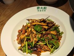 -费大厨辣椒炒肉(万家丽一店)
