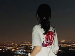 -鬼笑石后山停车场