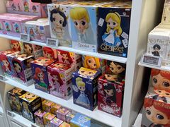 -泡泡玛特POPMART(蓝色港湾店)