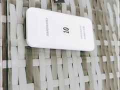 -UNI UNI(环亚凯瑟琳店)