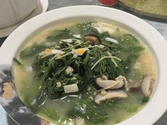 -鲤鱼塘农家山庄