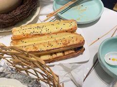 -嗨辣小聚·盘锦河蟹·海鲜烧烤龙虾(盘锦十年好店)