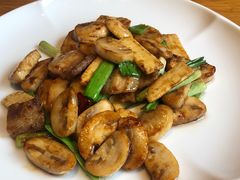 冬笋炒蘑菇-新荣记(西溪湿地店)