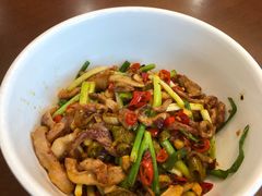 -钟掌勺忘不了地道湘菜(新天地假日广场店)