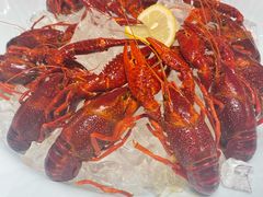 -肥肥虾庄·金牌油焖大虾(首义路店)