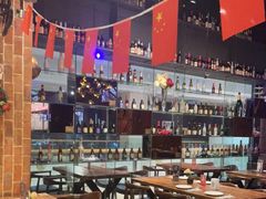 大堂-1886德国汽车餐厅(外滩十六铺码头店)