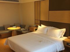 -全季酒店上海野生动物园店-地面停车场