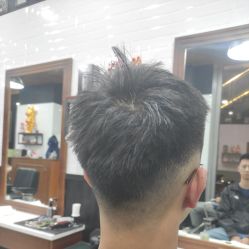 -MARTIN'S BARBER SHOP男士理发馆