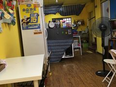 用餐区-志龙皇冠吃货椰子铺
